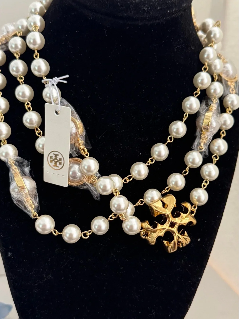 Tory Burch Gold and Swarovski Pearl Necklace With Double T Accent AUTHENTIC. NEW